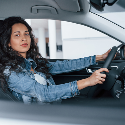 Dubai tour guide with safe driver service